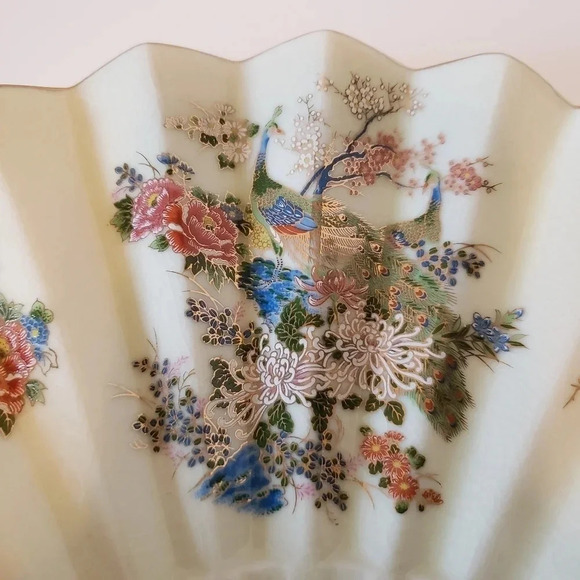 Vintage Asian Handpainted Fan  Trinket Dish Floral/Peacock. - Picture 3 of 11